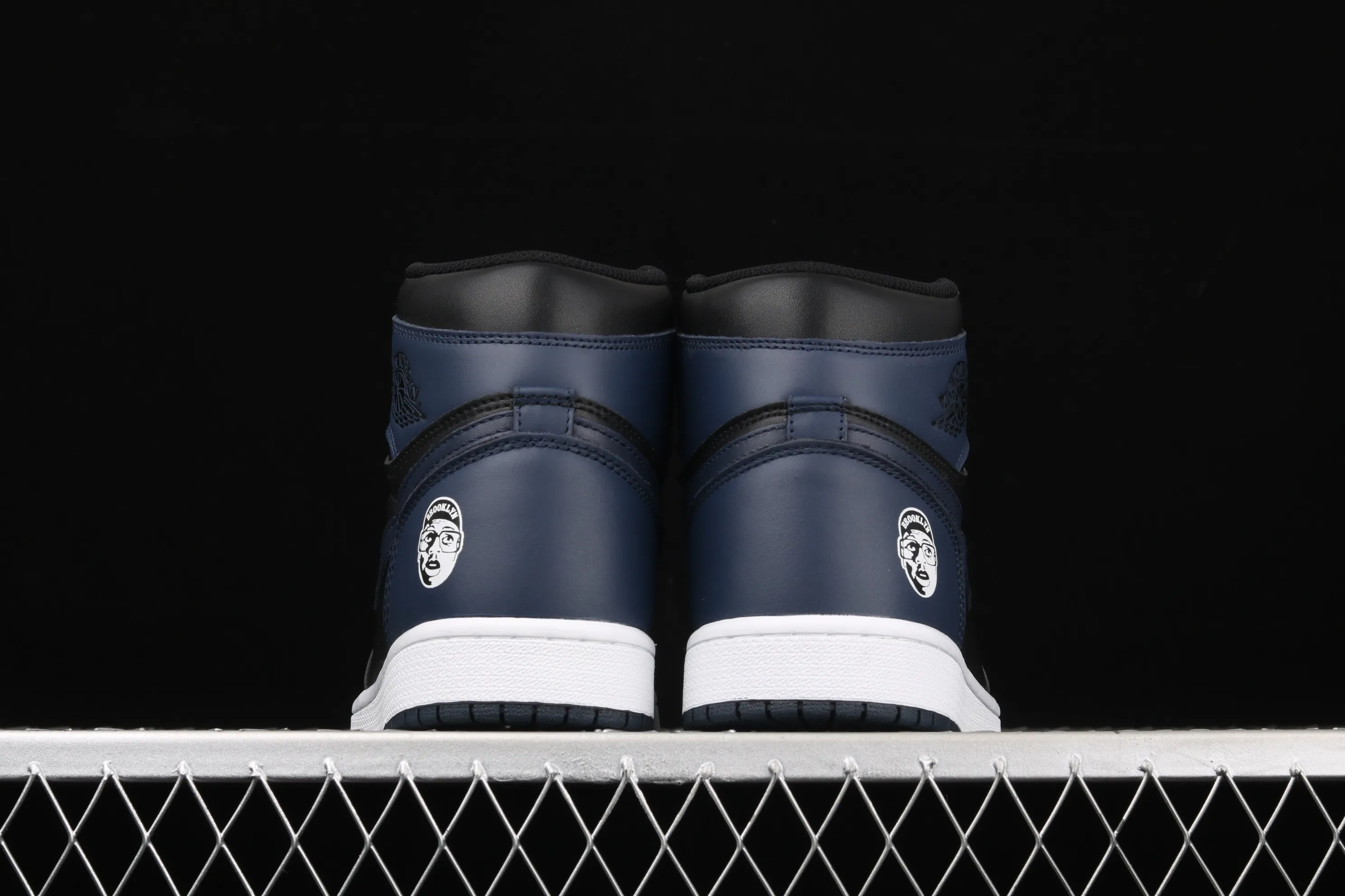 All categories Air Jordan Jordan series basketball shoes Air Jordan 1 High Air Jordan 1 Retro High OG Spizike Fort Greene AJ1 Joe 1 Spike Lee 705588-550